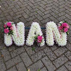 Pink Rose Spray Nan Letter Tribute